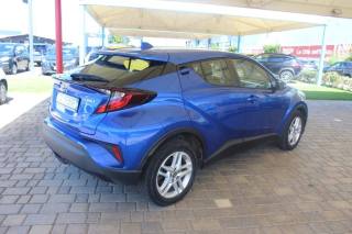 TOYOTA C-HR usata, con Telecamera per parcheggio assistito