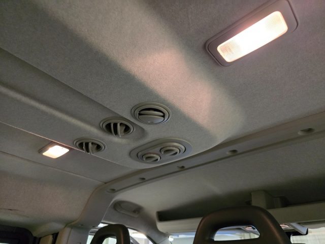 PEUGEOT Boxer usata, con USB