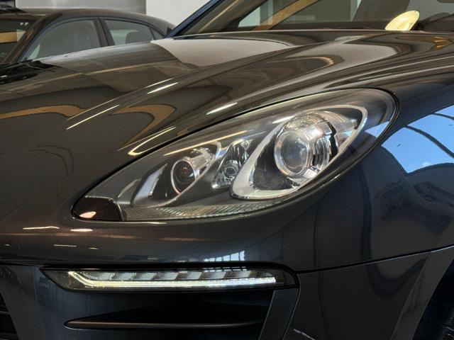 PORSCHE Macan usata, con Specchietti laterali elettrici