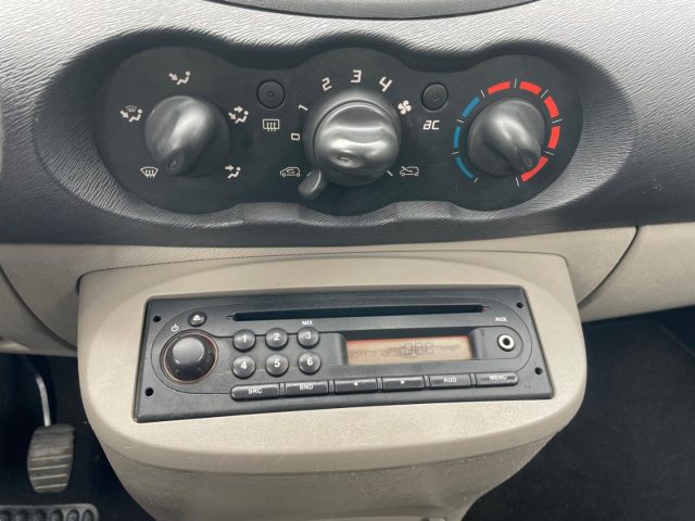 RENAULT Twingo usata 16