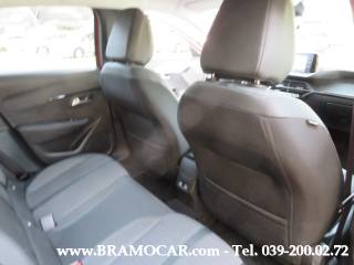 PEUGEOT 208 usata, con Volante multifunzione