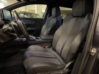 PEUGEOT 5008 usata, con Sistema di navigazione