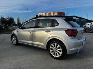 VOLKSWAGEN Polo usata, con Autoradio