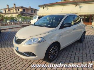 LANCIA Ypsilon usata, con Airbag