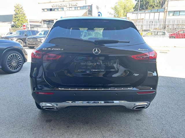 MERCEDES-BENZ GLA 200 usata, con Airbag Passeggero