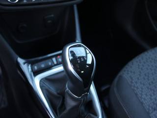 OPEL Crossland X usata, con Hill holder