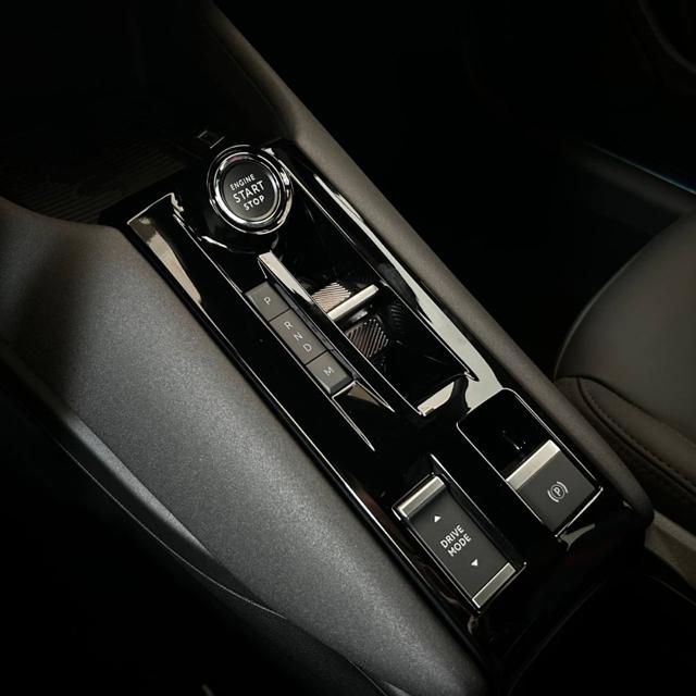 ALFA ROMEO Junior usata, con Leve al volante