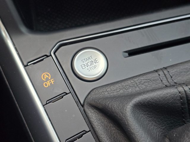 VOLKSWAGEN Taigo usata 71