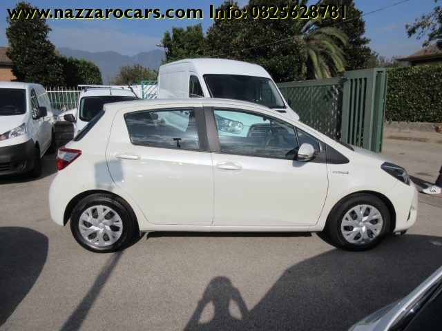 TOYOTA Yaris usata, con Airbag laterali