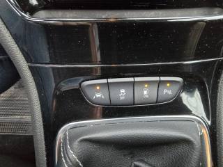 OPEL Astra usata, con Sistema di navigazione