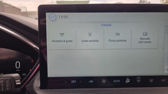 FORD Kuga usata, con Sensori di parcheggio anteriori