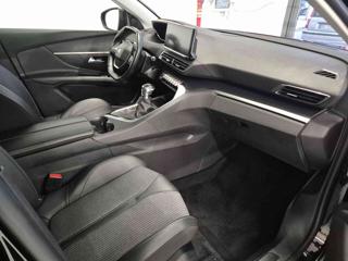 PEUGEOT 3008 usata, con Volante in pelle