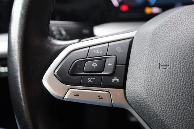 VOLKSWAGEN Golf usata, con Frenata d