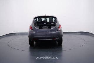 LANCIA Ypsilon usata, con Autoradio