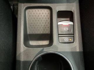 RENAULT Captur usata, con Hill holder