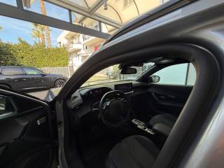 PEUGEOT 2008 usata, con MP3