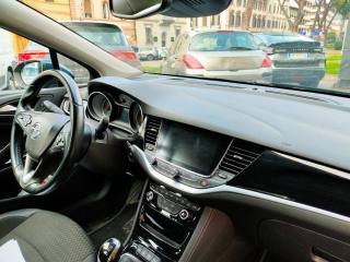 OPEL Astra usata, con Servosterzo