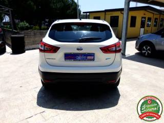 NISSAN Qashqai usata, con Autoradio