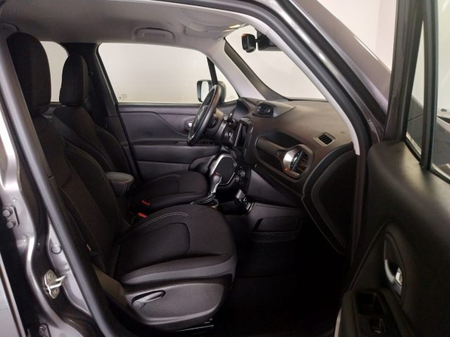 JEEP Renegade usata, con USB