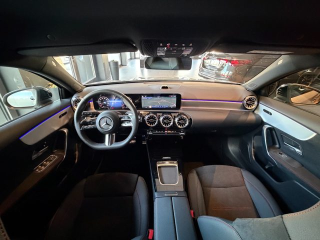 MERCEDES-BENZ A 180 usata, con Cerchi in lega