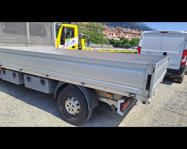 PEUGEOT Boxer usata, con Alzacristalli elettrici