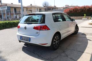 VOLKSWAGEN Golf usata, con Controllo trazione