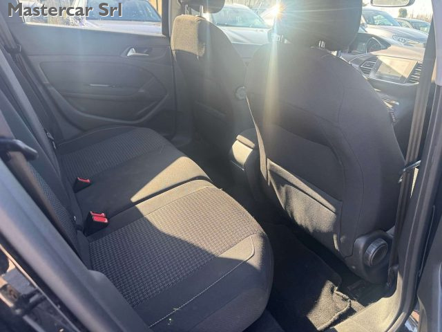 PEUGEOT 308 usata, con Boardcomputer