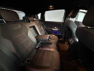 MERCEDES-BENZ B 180 usata, con Riconoscimento dei segnali stradali