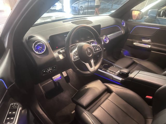 MERCEDES-BENZ GLB 200 usata, con Park Distance Control