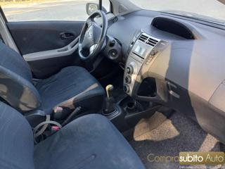 TOYOTA Yaris usata, con Servosterzo