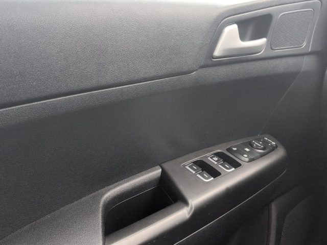 KIA Sportage usata, con Specchietti laterali elettrici