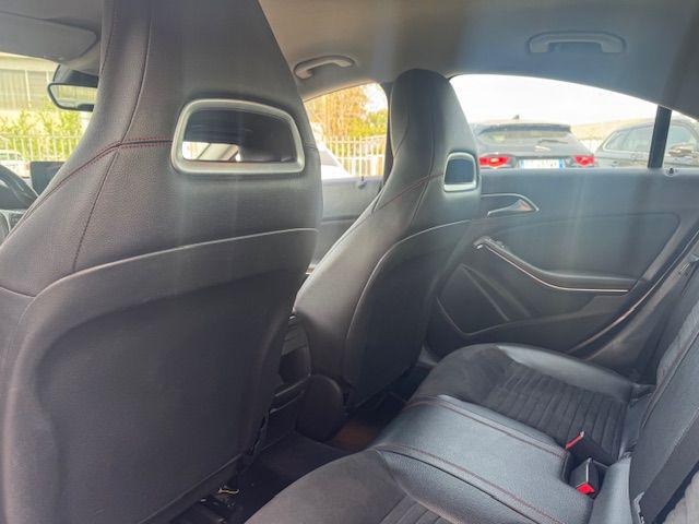 MERCEDES-BENZ CLA 220 usata, con Chiusura centralizzata