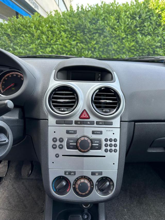 OPEL Corsa usata, con Controllo trazione