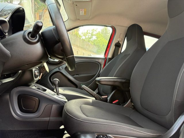 SMART ForFour usata, con USB