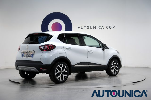 RENAULT Captur usata, con Park Distance Control