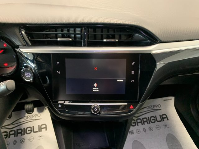 OPEL Corsa usata, con Touch screen