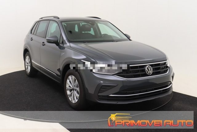 VOLKSWAGEN Tiguan usata, con Autoradio