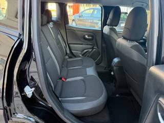 JEEP Renegade usata, con USB