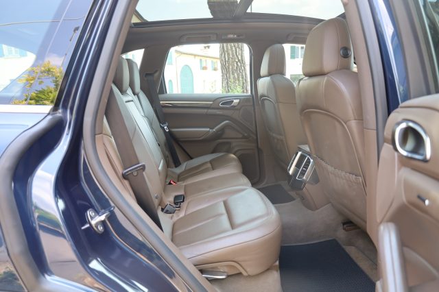 PORSCHE Cayenne usata, con Controllo trazione