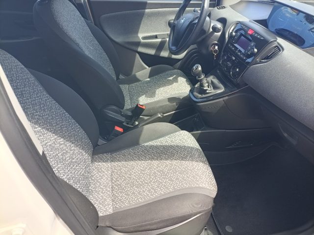 LANCIA Ypsilon usata, con Servosterzo