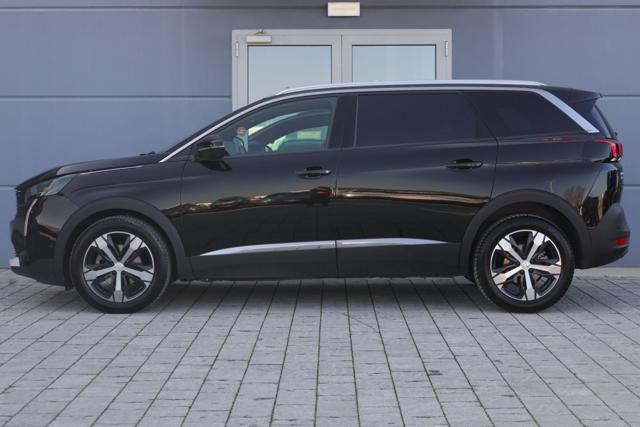 PEUGEOT 5008 usata, con Bracciolo