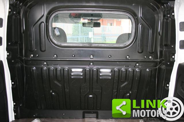 FIAT Doblo usata, con Sensori di parcheggio posteriori