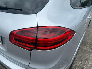 PORSCHE Cayenne usata, con Leve al volante