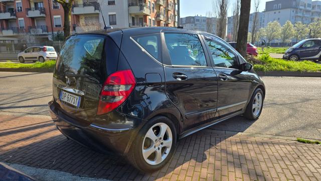 MERCEDES-BENZ A 150 usata, con Cerchi in lega
