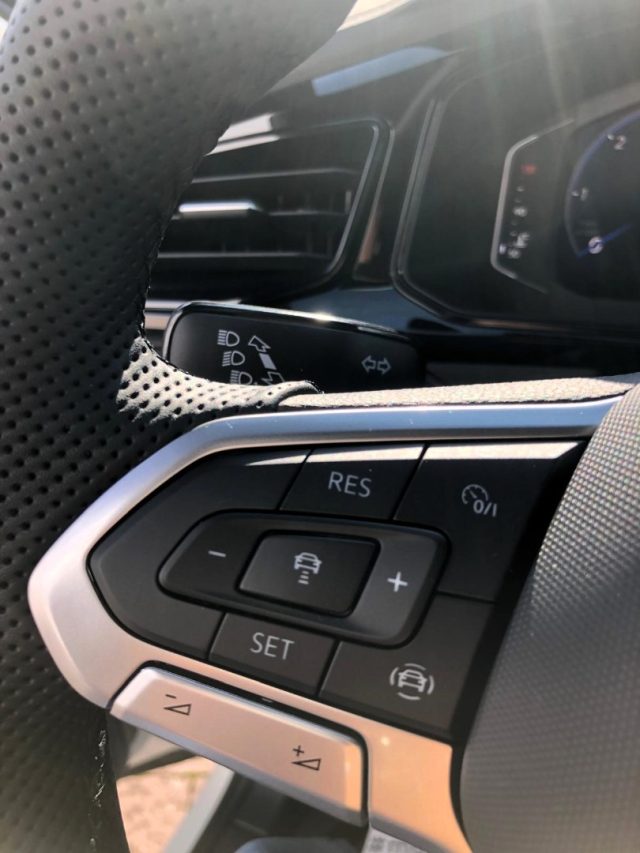 VOLKSWAGEN T-Roc usata, con Portellone posteriore elettrico