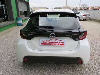 TOYOTA Yaris usata, con ESP
