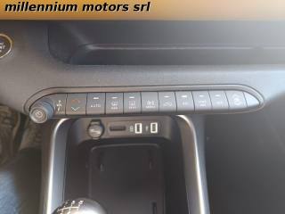 JEEP Avenger usata, con Servosterzo
