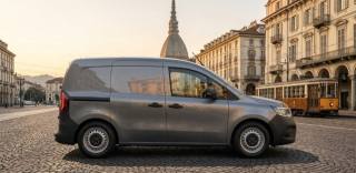 RENAULT Kangoo usata, con Airbag