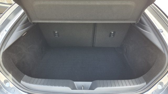 MAZDA 3 usata, con Climatizzatore