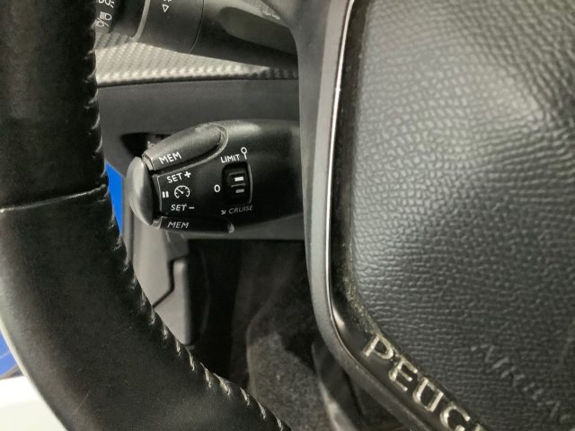 PEUGEOT 208 usata, con Sensore di luce